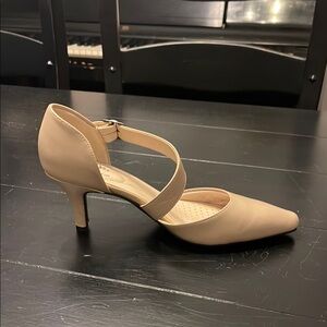 Life Stride soft system Kamala 7.5 women’s heels